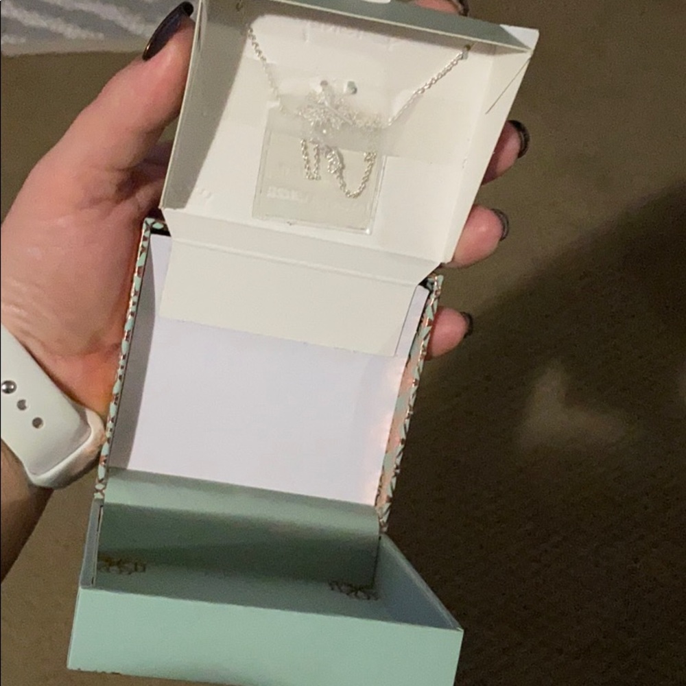 Disney princess necklace - Picture 7 of 7
